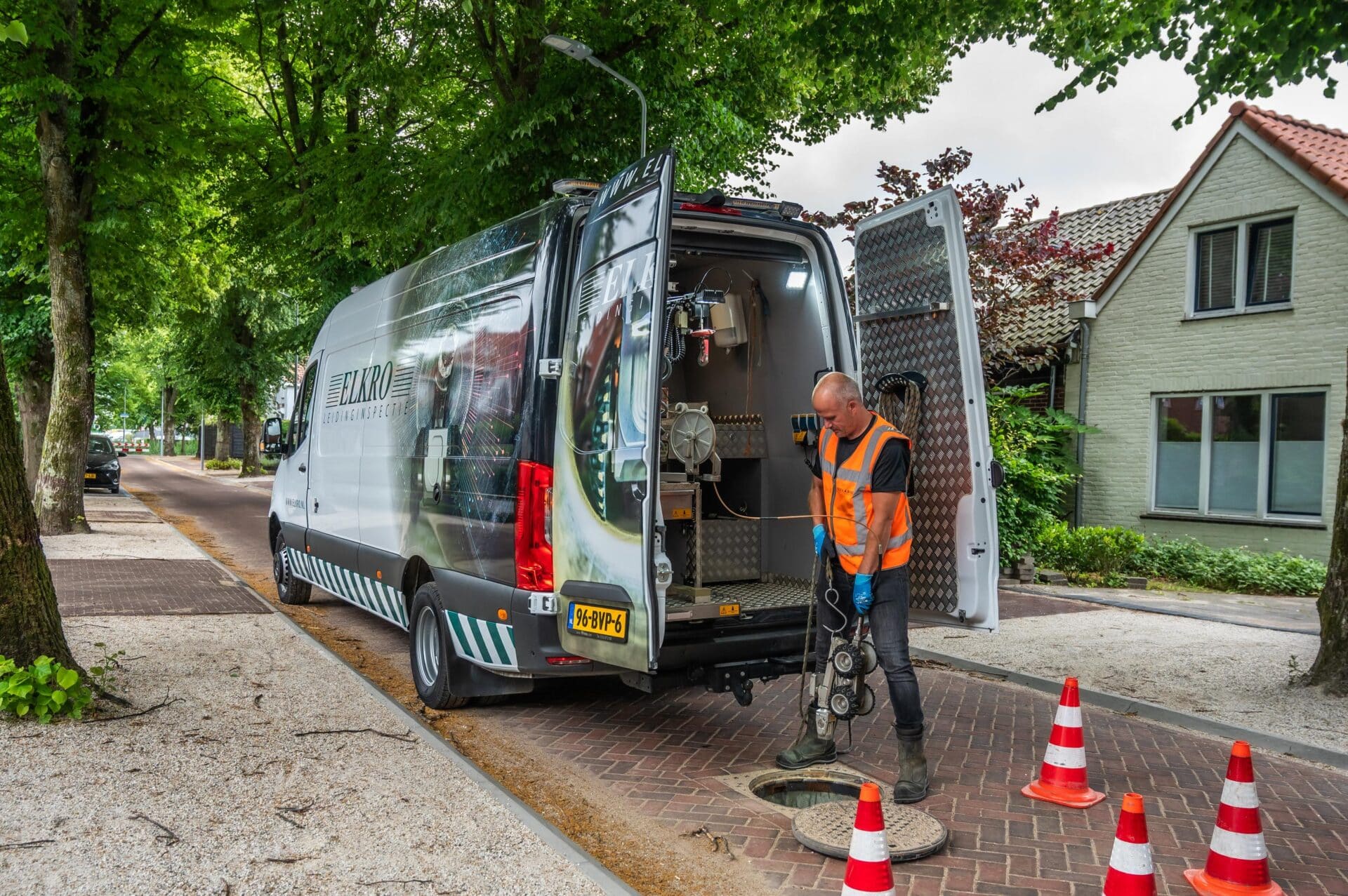 achterzijde inspectiebus