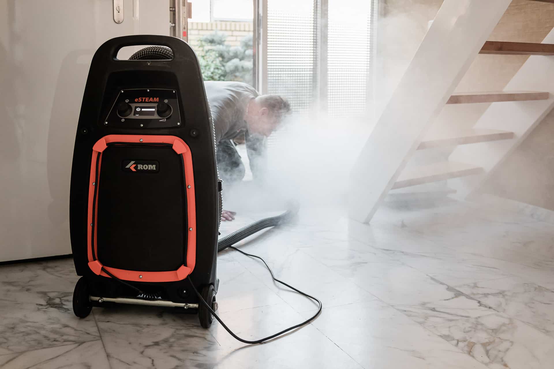 Rookinspecties om lekkages op te sporen